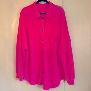 Lightweight waffle-knit shacket